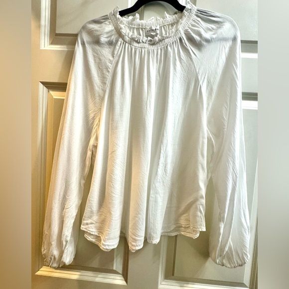 BELLA DAHL EUC Sz L Elegant White Women's Blouse - Picture 2 of 8